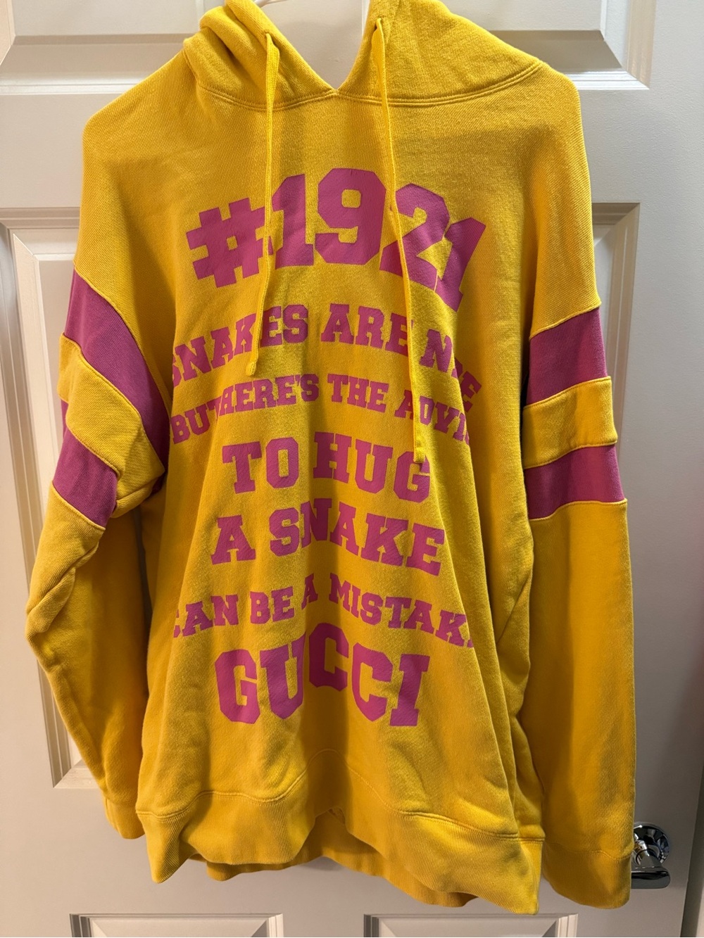 Gucci 2022 L'Aveugle Par Amour Yellow & Pink Hoodie-Size L